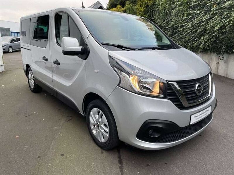 Nissan NV300 2,7t dCi 170 DPF L1H1 PREMIUM 8 Sitze