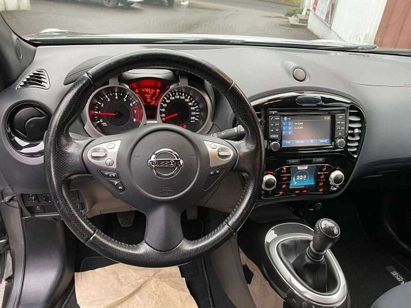 Nissan Juke 1.2 DIG-T N-Connecta Kamera Allwetterreifen