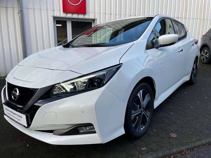 Nissan Leaf N-Connecta 360° Kamera Winterpaket