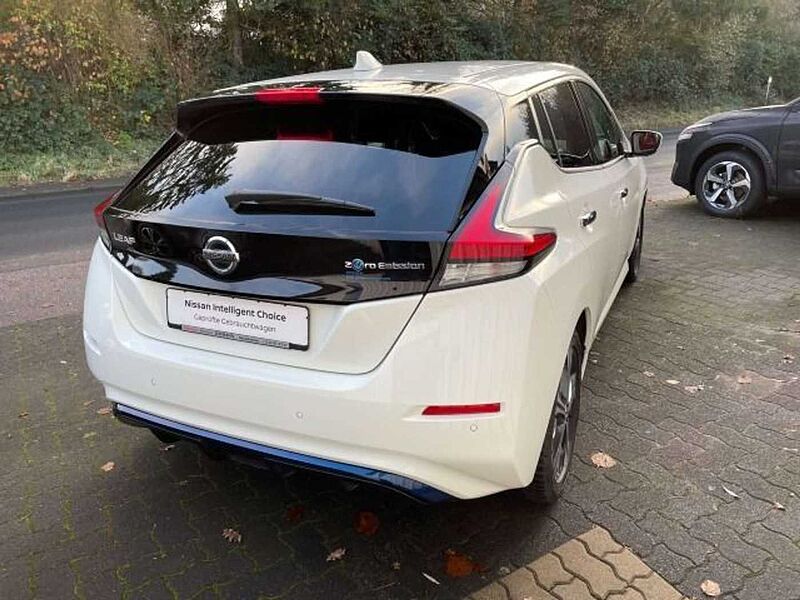 Nissan Leaf N-Connecta 360° Kamera Winterpaket