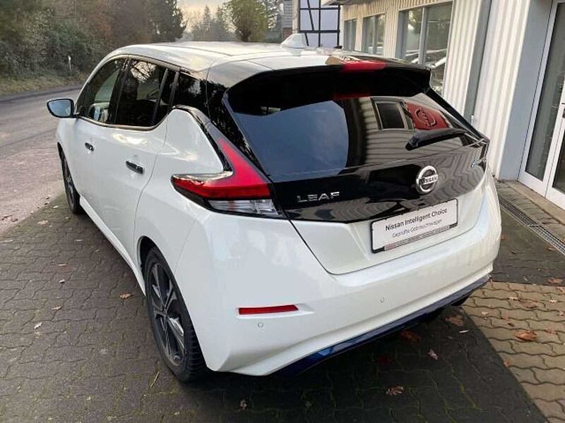 Nissan Leaf N-Connecta 360° Kamera Winterpaket